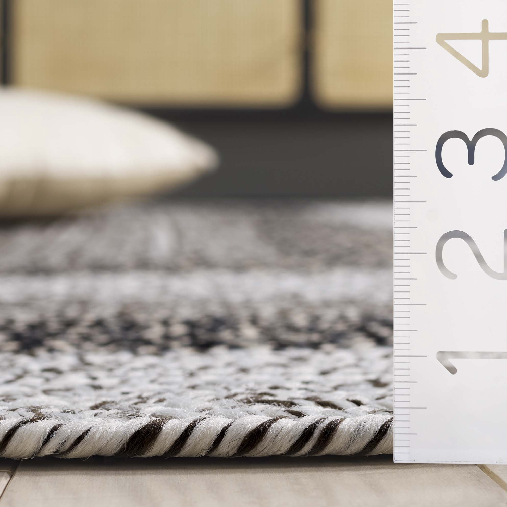 SAFAVIEH Braided Kent Geometric Machine Washable Reversible Area Rug, Ivory/Black, 8' x 10'