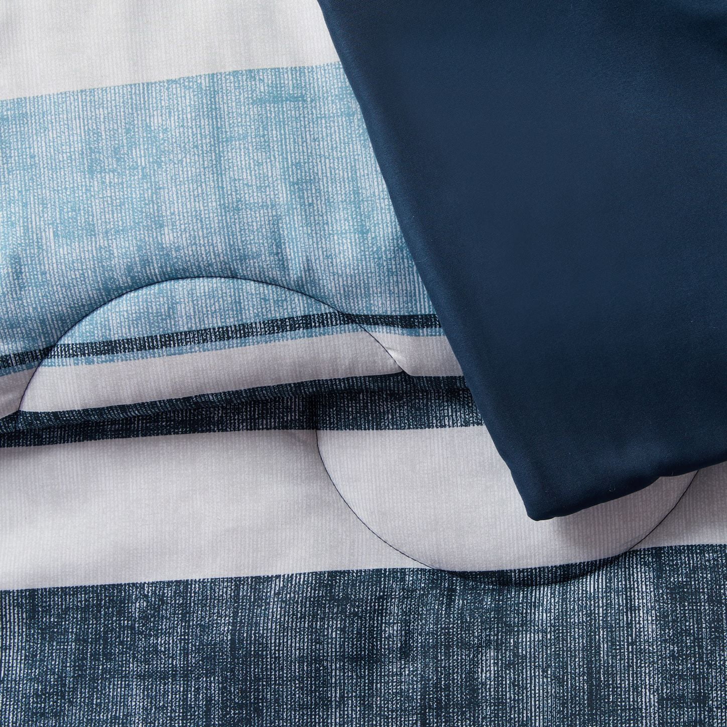 Mainstays 7 Piece Reversible Bed in a Bag Comforter Set with Sheets, Blue and Grey Stripe, Full