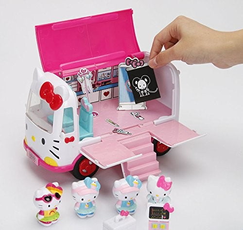 hello kitty helicopter and ambulance