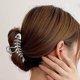 thumbnail image 1 of Pinza para el pelo con forma de espina de pescado grande (plateada), bonita pinza para el pelo con forma de animal, adecuada para mujeres y niñas, 1 of 4