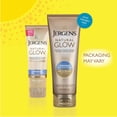 thumbnail image 2 of Autobronceador Jergens Natural Glow REAFIRMANTE 220 ml para piel clara, 2 of 5