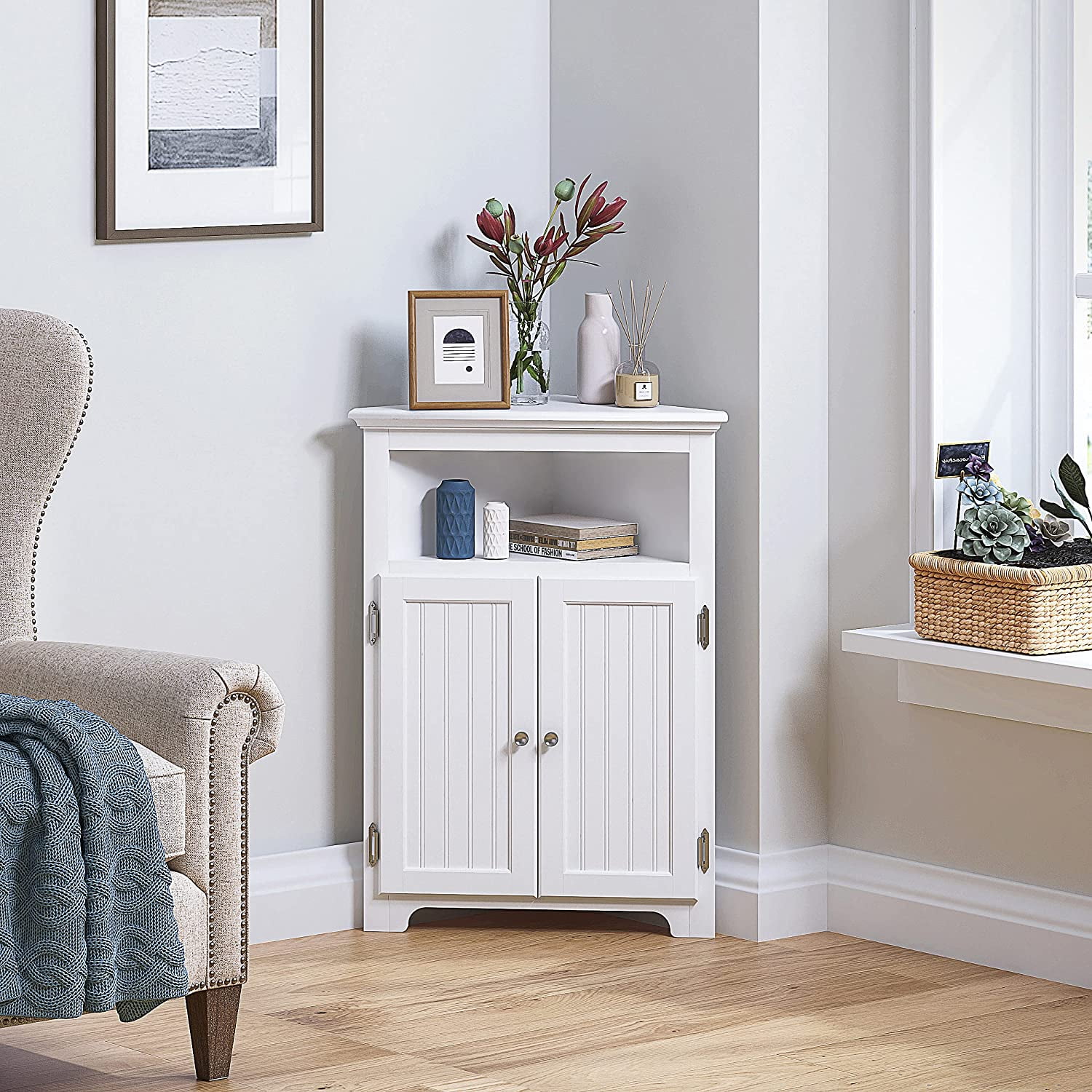 Corner Storage Bathroom Floor Corner with Doors and