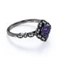 thumbnail image 3 of JeenMata Anillo de Compromiso Antiguo con Flor Milgrain de Alejandrita Sintética y Moissanita de Talla Redonda de 1 Quilate en Oro Negro de 18 K sobre Plata, 3 of 4
