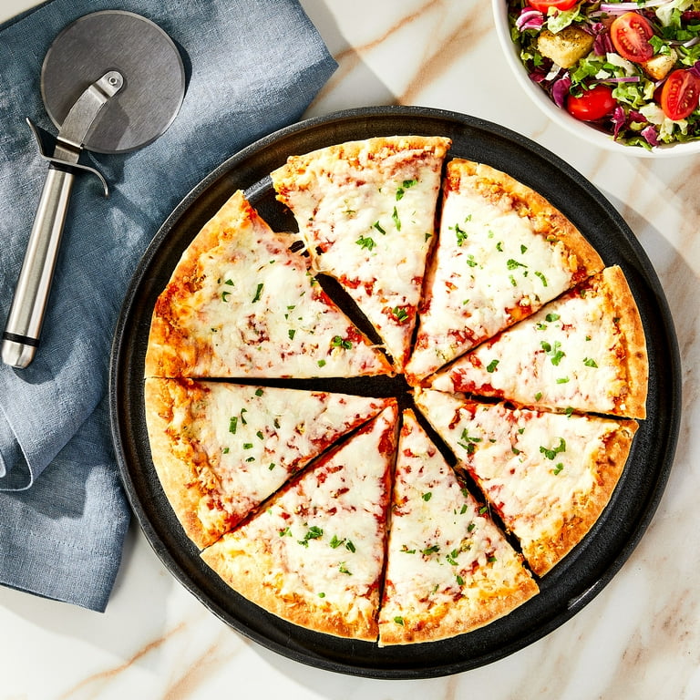 Marketside Five Cheese Traditional Crust Pizza, 12 inch, Medium