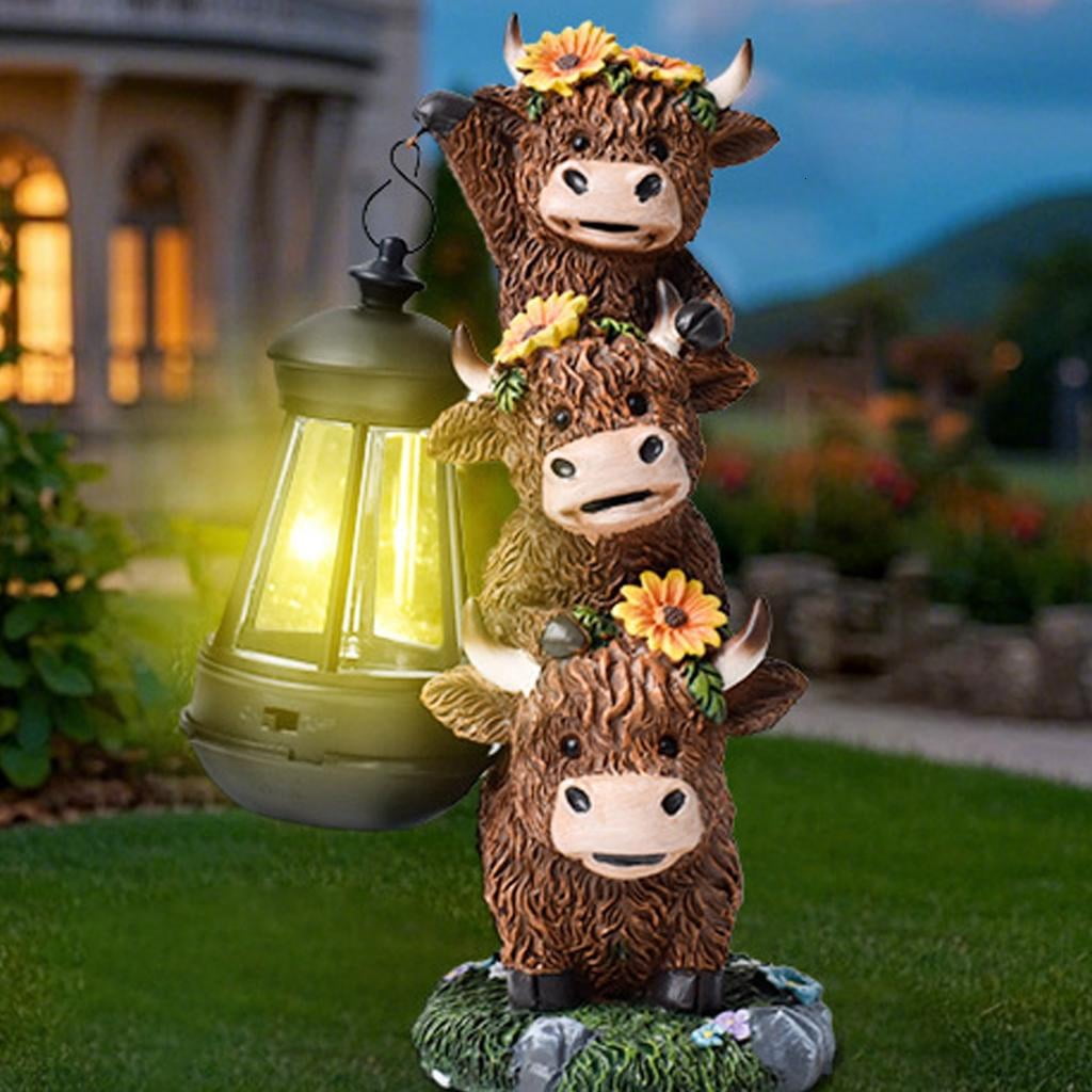 Rural Highlands Cattle Statue Solar Garden Sculpture Weather Resin Decoration Backyard Landscape Welcome Plaques