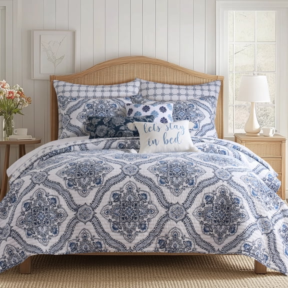 Levtex Home Lentana Quilt Set – King Quilt (106x92in) and 2 King Shams (20x36in) – Medallion Tile Design – Navy – Reversible – Cotton