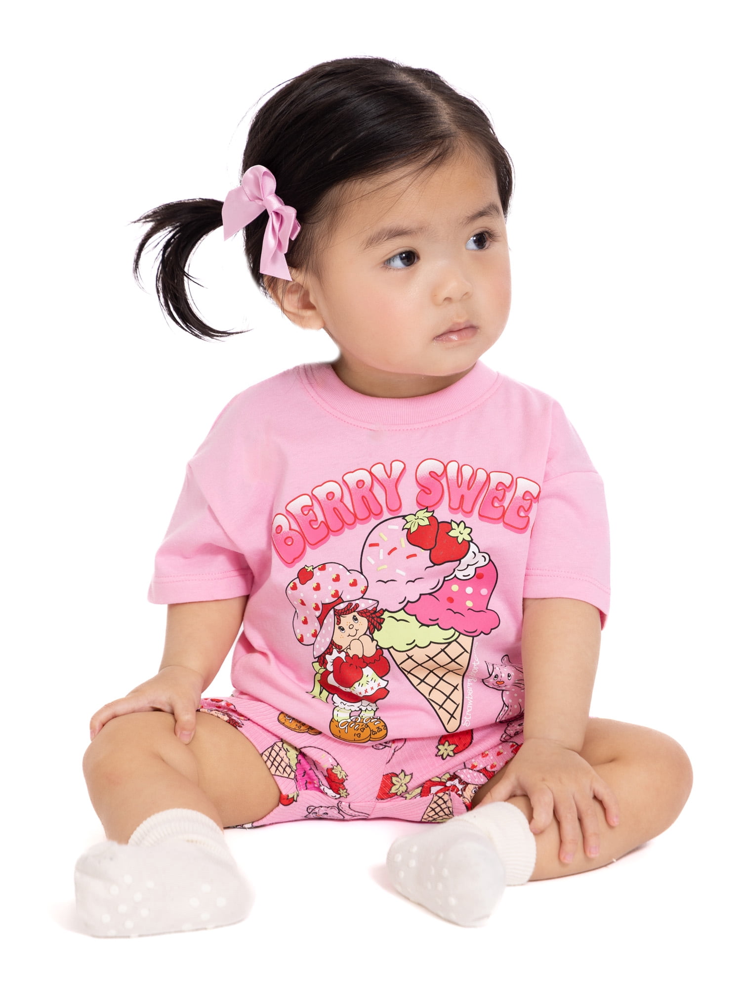 Strawberry Shortcake Baby Girls Short Sleeve Graphic Tee and Matching Bike Shorts Set, 2-Piece, Sizes 0/3M-24M