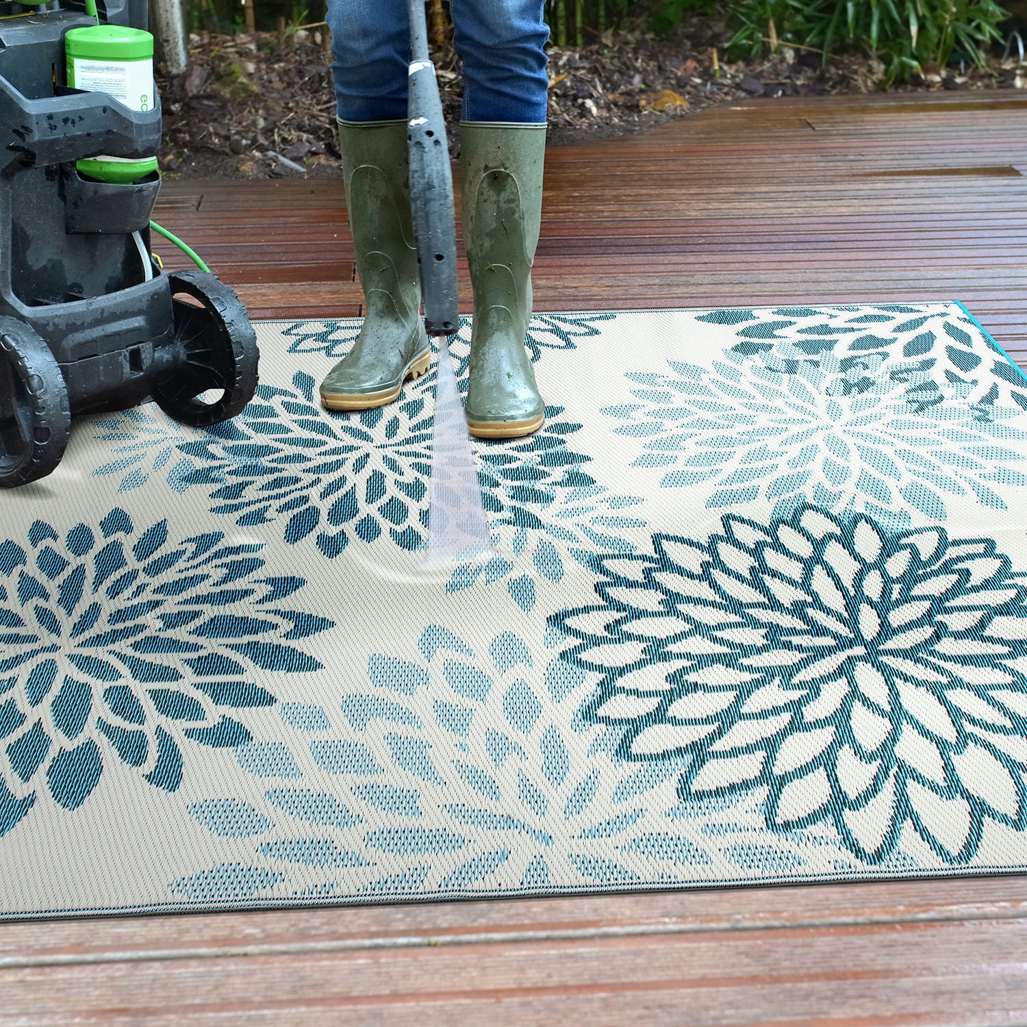 World Rug Gallery Modern Floral Aloha Reversible Recycled Plastic Outdoor Picnic Mat, Camping Rug, RV Rug - BLUE 5'x7'