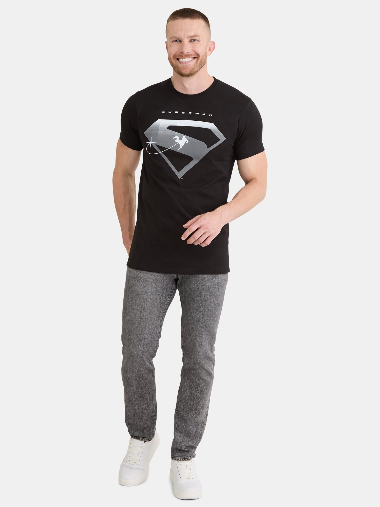 Superman Metropolis Men's & Big Men's Shield Front & Foil Back Cotton Graphic Tee, Sizes S-3XL