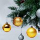 thumbnail image 4 of Paquete de 24 adornos navideños de bolas de 40 mm, de Dinheiro, de plástico irrompible y colorido, para árbol de Navidad, adornos colgantes para fiestas de Navidad, bodas, vacaciones y decoración del, 4 of 5