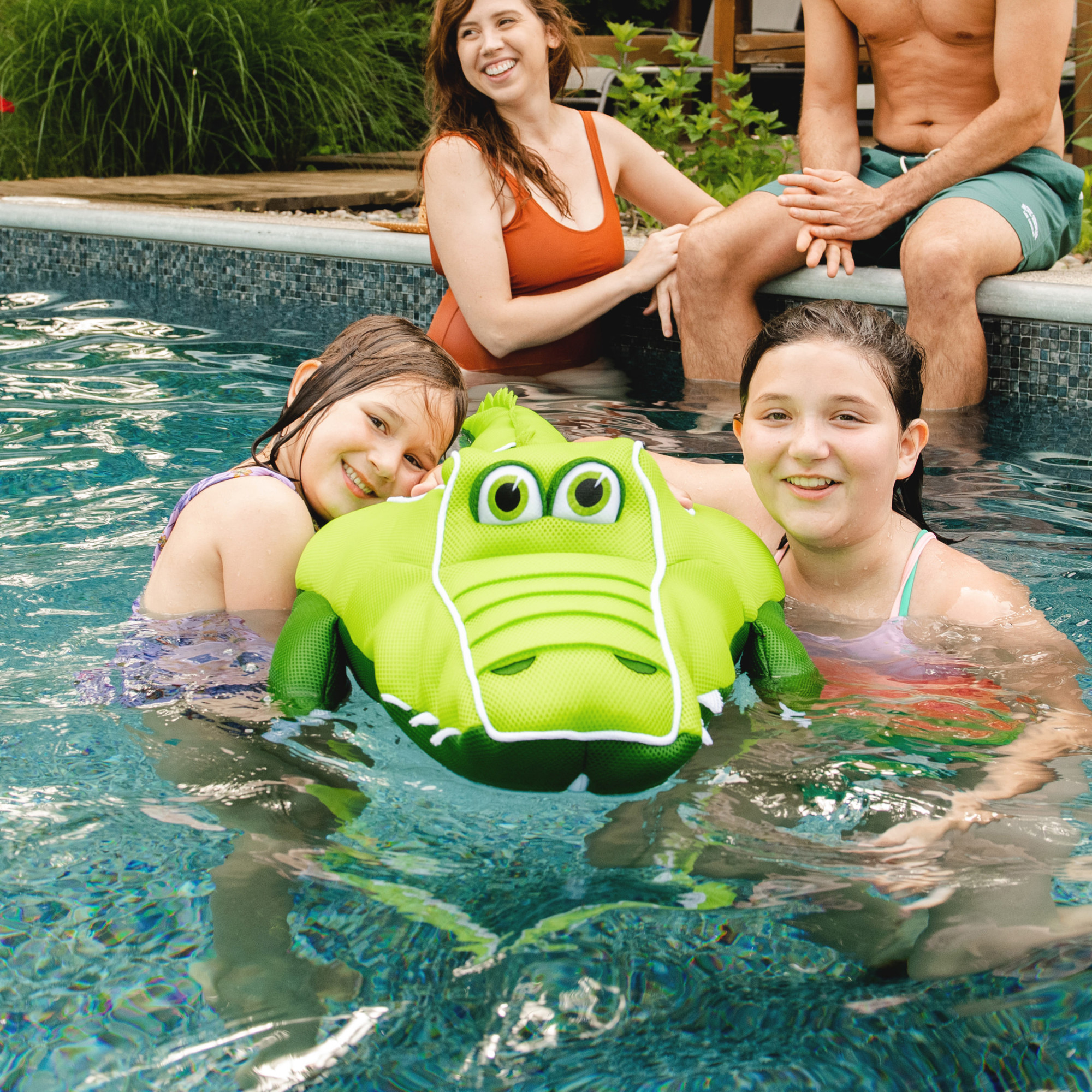 Big Joe Pool Petz Large Alligator No Inflation Needed Animal Floating Pool Toy, Alligator Shape Mesh, Quick Draining Fabric, 4.5 feet