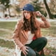 thumbnail image 4 of Gorra de béisbol de malla de secado rápido con visera, color liso, ajustable, transpirable, refrescante, bloqueador solar para viajes al aire libre en otoño (azul oscuro), 4 of 7
