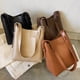 thumbnail image 3 of Bolsos de mujer de primavera de gran capacidad, bolsos de mujer, bolsos de hombro estilo retro de moda a la moda, 3 of 5