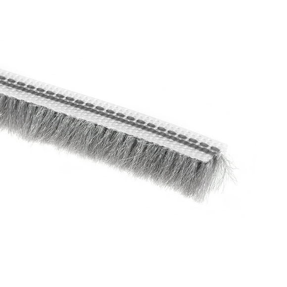 Tira de sellado de ranura de cepillo Uxcell para puerta y ventana 0.2"x0.28", 32.8Ft