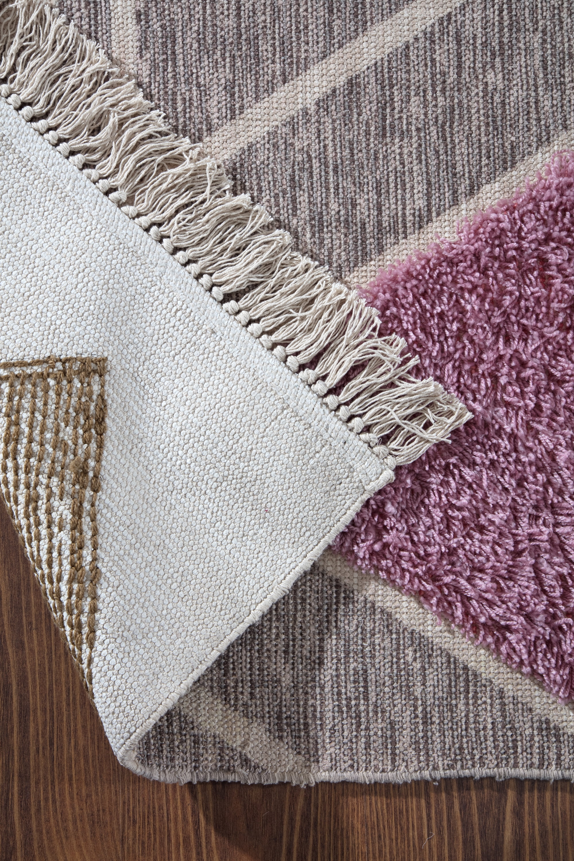 Diamond Aztec Tufted Flat Weave Area Rug 7"x10" by Drew Barrymore Flower Home