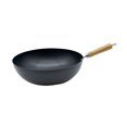 thumbnail image 4 of Starfrit Wok en Acier Carbone 28 cm, Revêtement Antiadhésif, Compatible Induction, Manche Résistant à la Chaleur, Surface Durable Facile à Nettoyer, 4 of 6