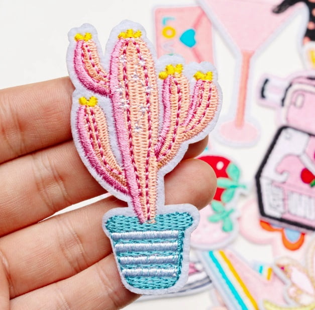 4 packs of clothes decoration computer embroidery sweet embroidery cloth stickers pink series Valentine's Day badge diy patch