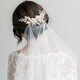 thumbnail image 3 of Nvzi Horquillas para el pelo de boda con flores para novias, peinetas con perlas de cristal, pinzas para el pelo, accesorios para el pelo de boda dorados, joyas, color blanco, 3 of 4