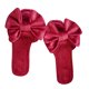 thumbnail image 1 of 1 par de pantuflas para mujer con decoración única de lazo, antideslizantes para el hogar., 1 of 5