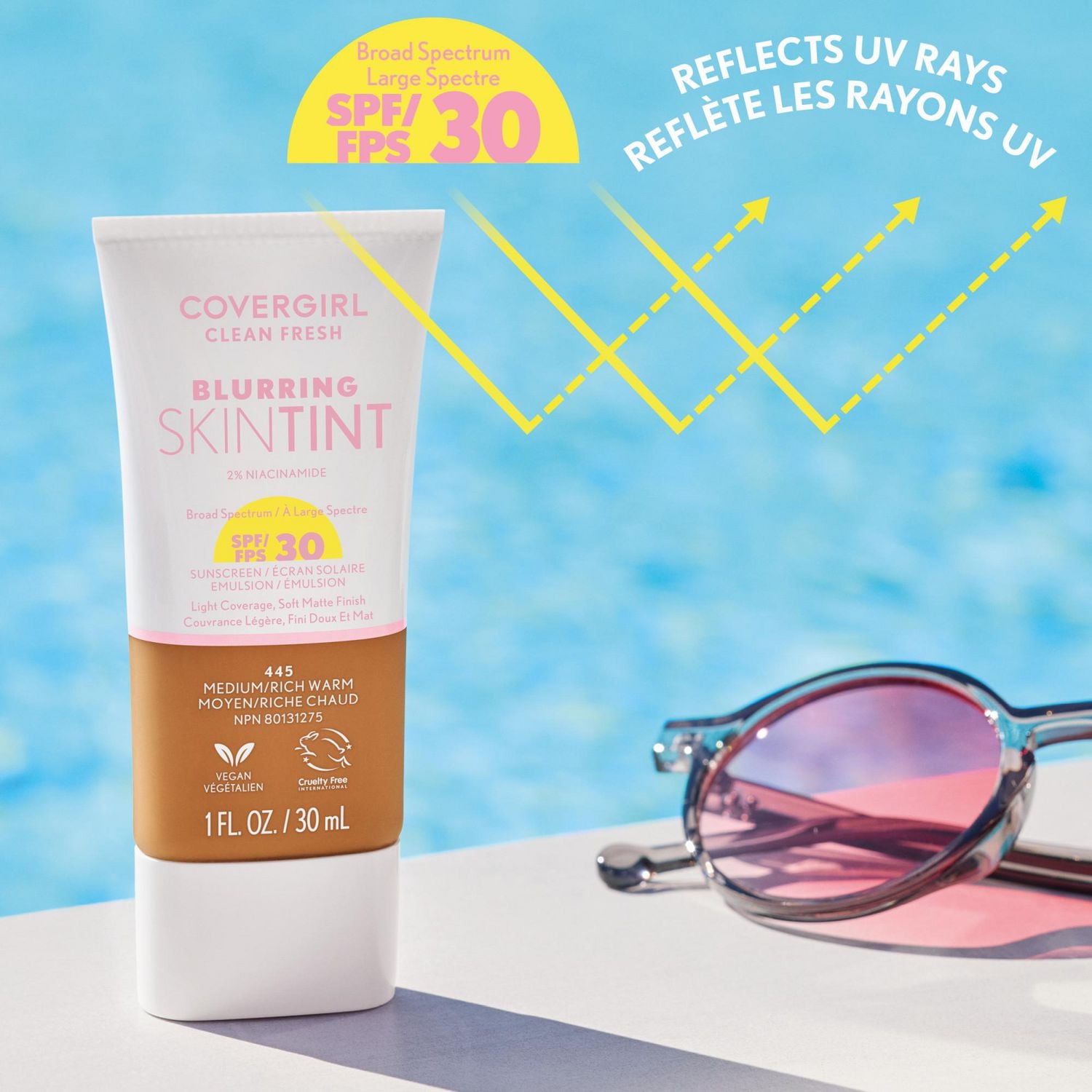 Fond de teint liquide Clean Fresh Blurring Skin Tint, Fini mat doux, Lisse, Illumine, Estompe les pores, Écran solaire minéral, Formule végétalienne Formule respectueuse de la peau