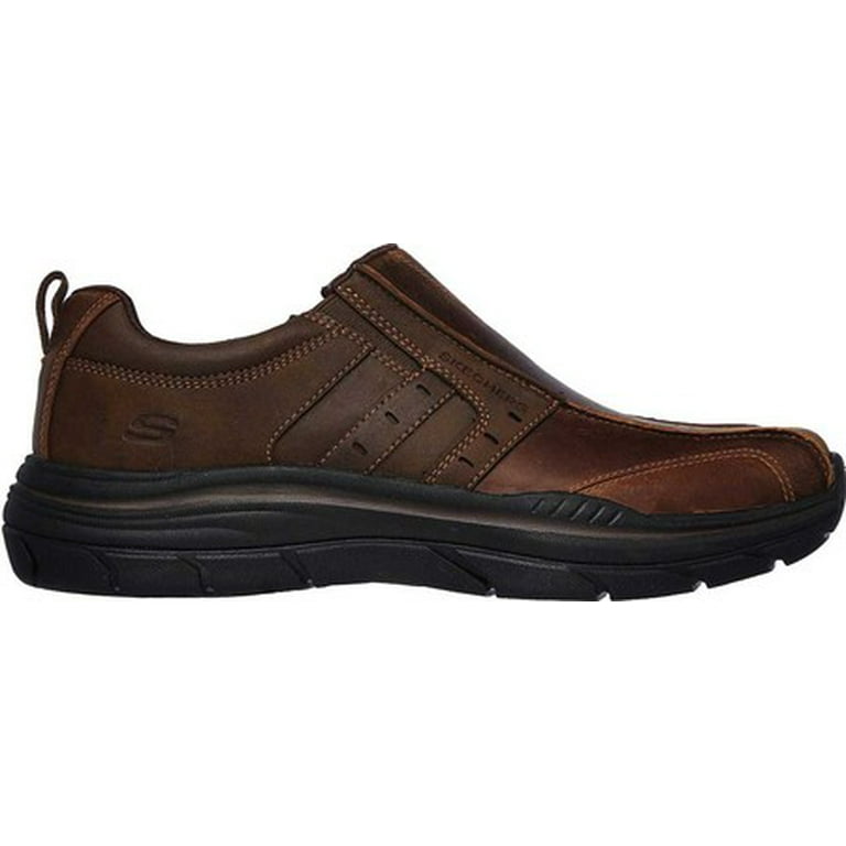Skechers relaxed clearance fit expected 2.0