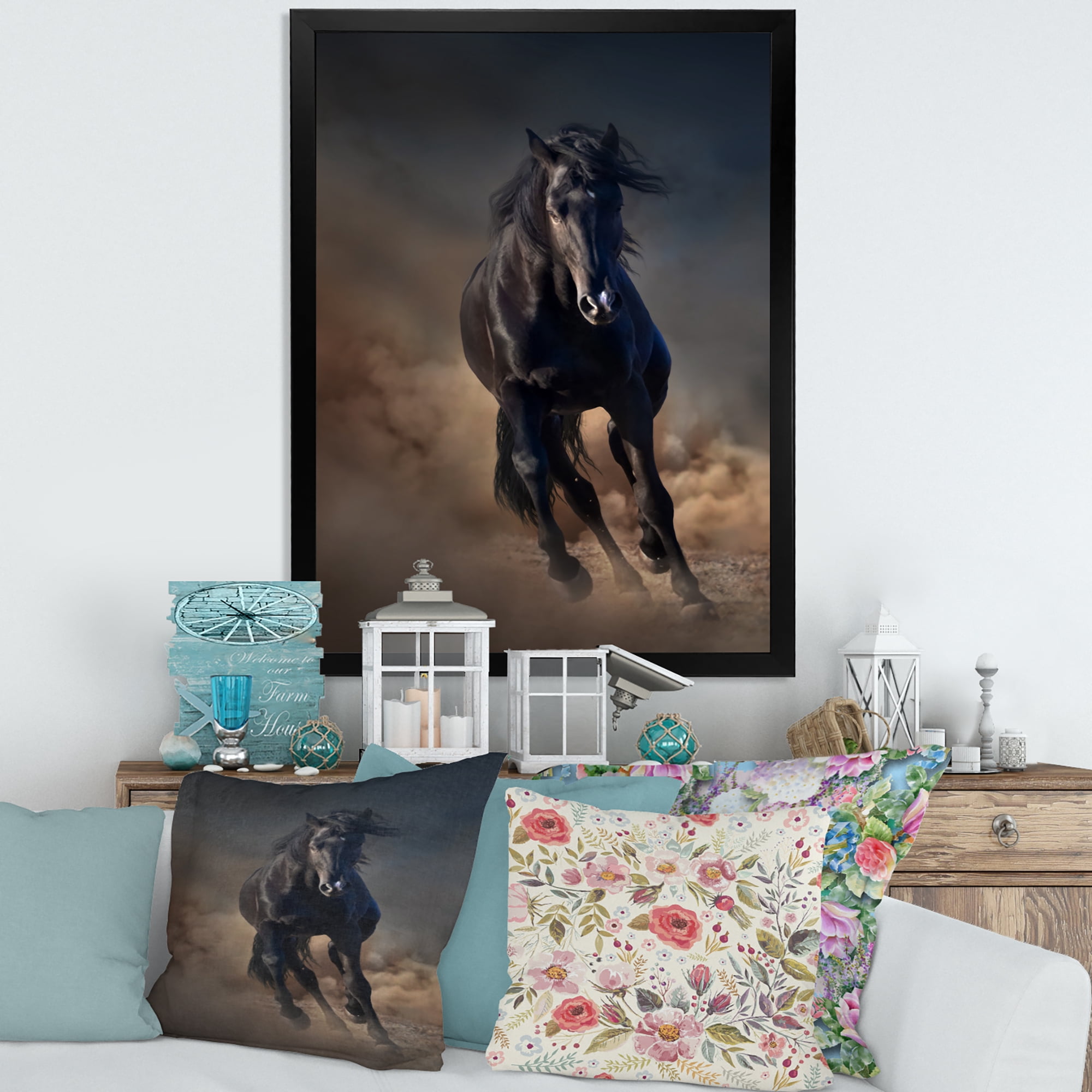 Designart 'Close Up Of Thoroughbred Nonius Stallion Horse I' Farmhouse Framed Art Print