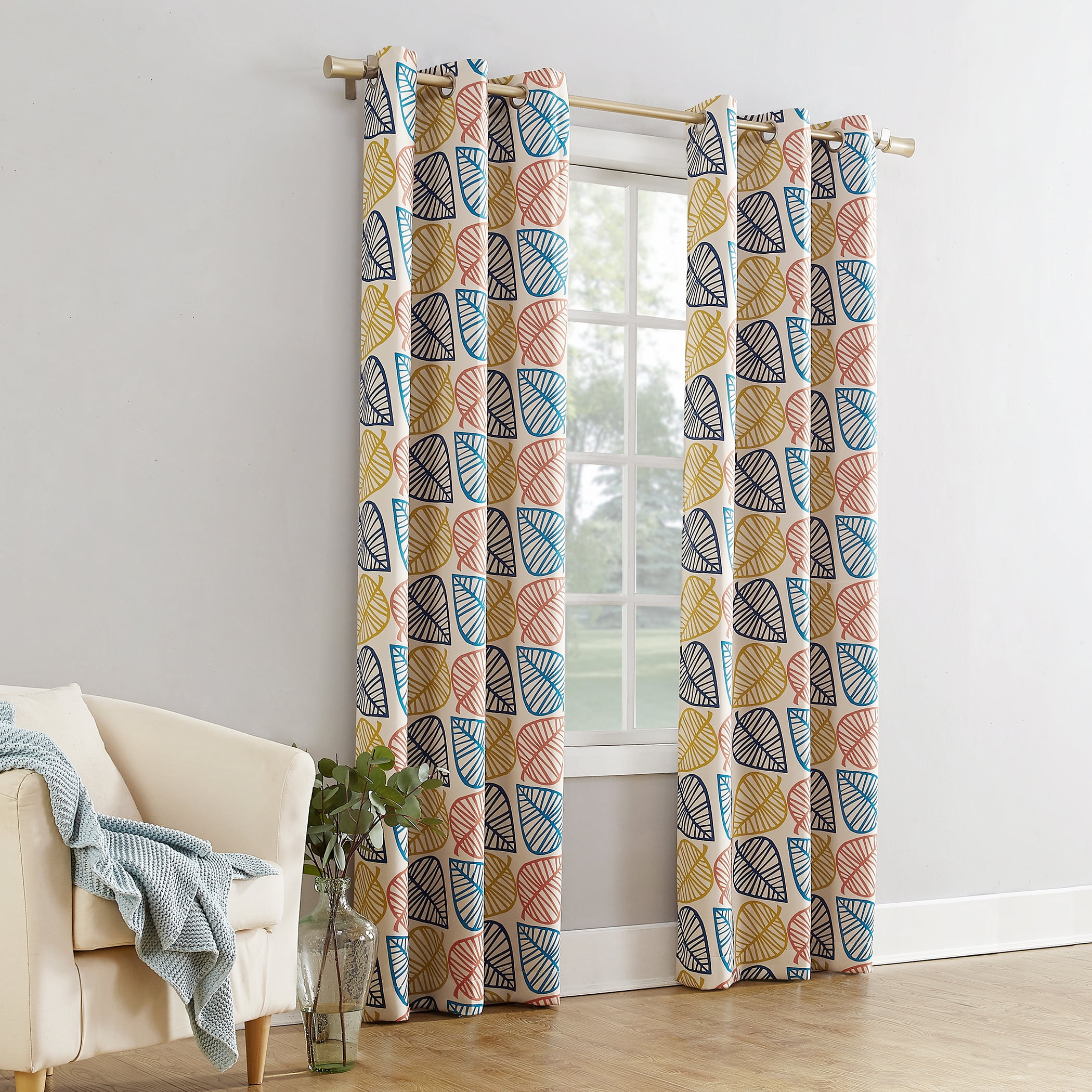 Mainstays Blackout Grommet Single Curtain Panel, 1 Panel, Beige Multicolor Leaves, 40 in W x 95 in L