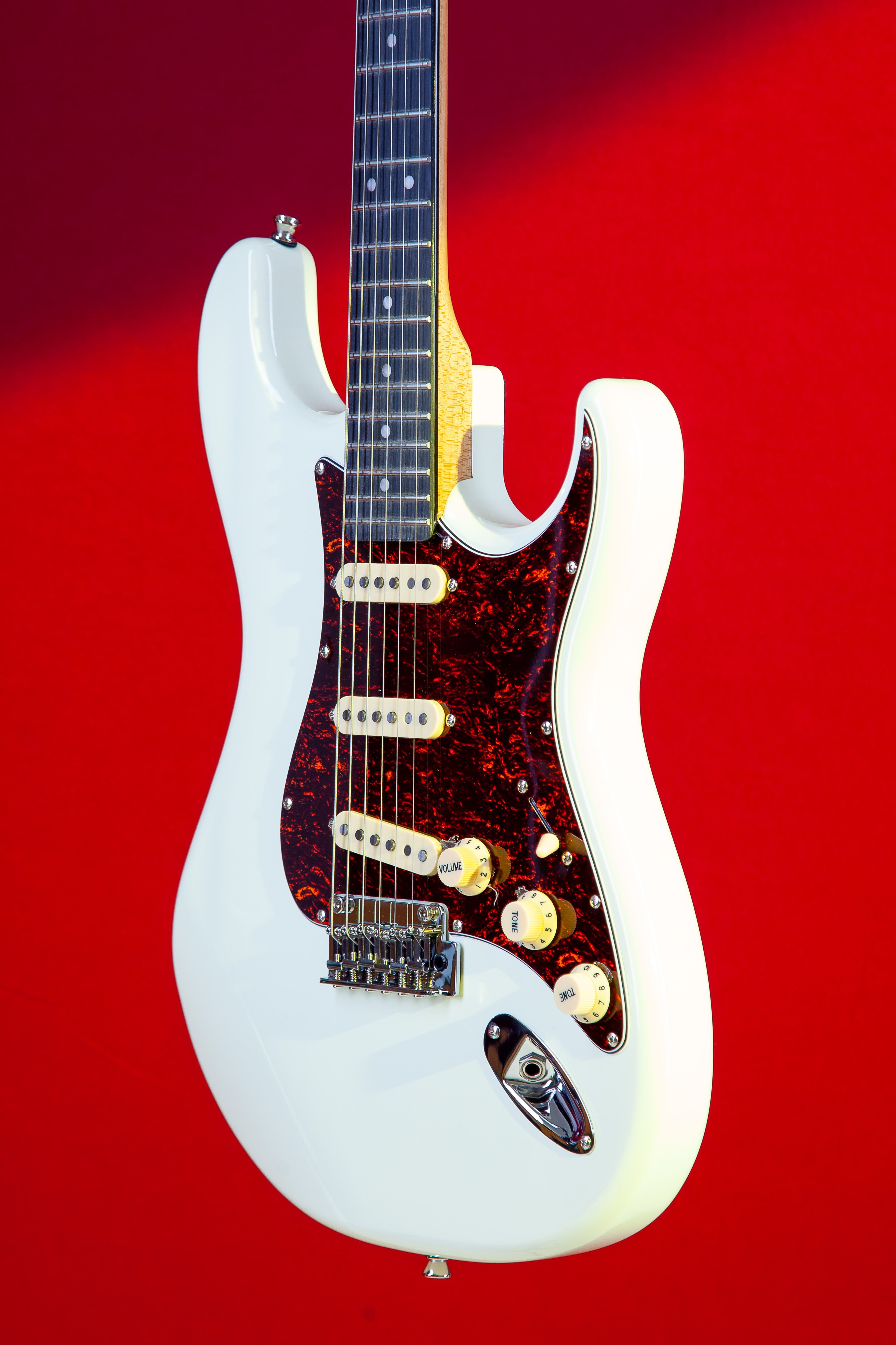 Tagima T 635 CLASSIC-OWH-DF/TT Electric Guitar - Olympic White