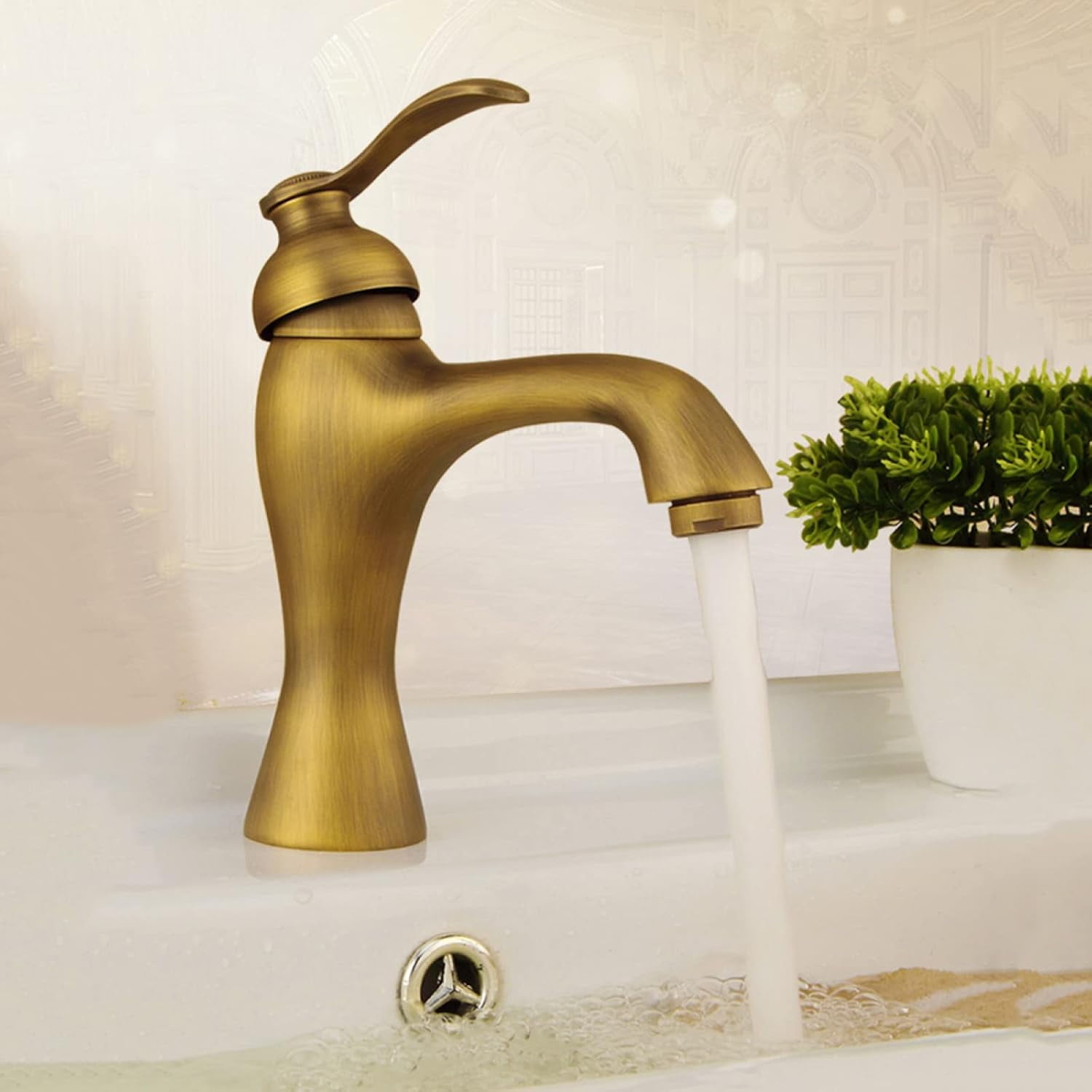 Vintage Bathroom Faucet, Brass Bathroom Faucet, Cold Hot Mixer Vintage Vanity Tap, Single Hole Single Handle Bathroom Sink Faucet, Antique Faucet