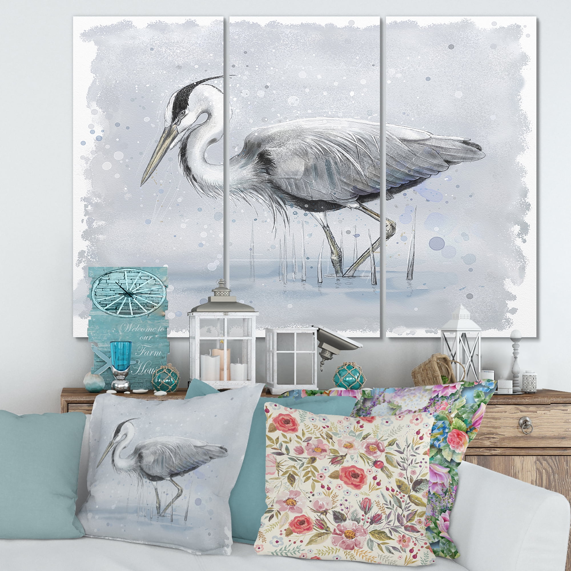 Designart ' Grey Heron Bird In Lake ' Farmhouse Canvas Wall Art Print