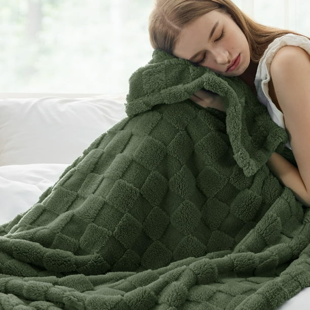Manta Bedsure de forro polar verde bronce para sofá, 150 x 200 cm