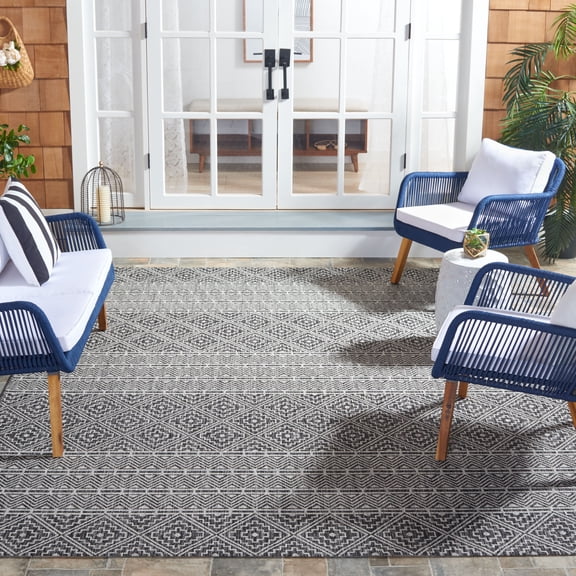 Safavieh Courtyard Karen Geometric Indoor/Outdoor Area Rug, Black/Gray, 6'7" x 6'7" Square
