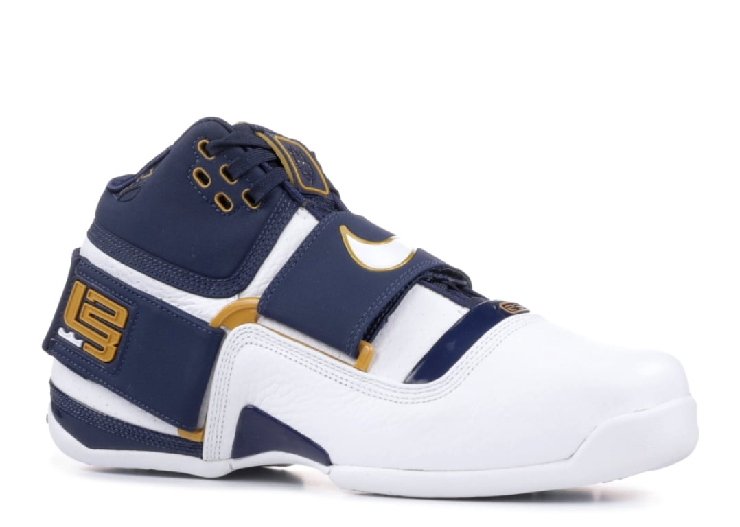 nike soldier 1
