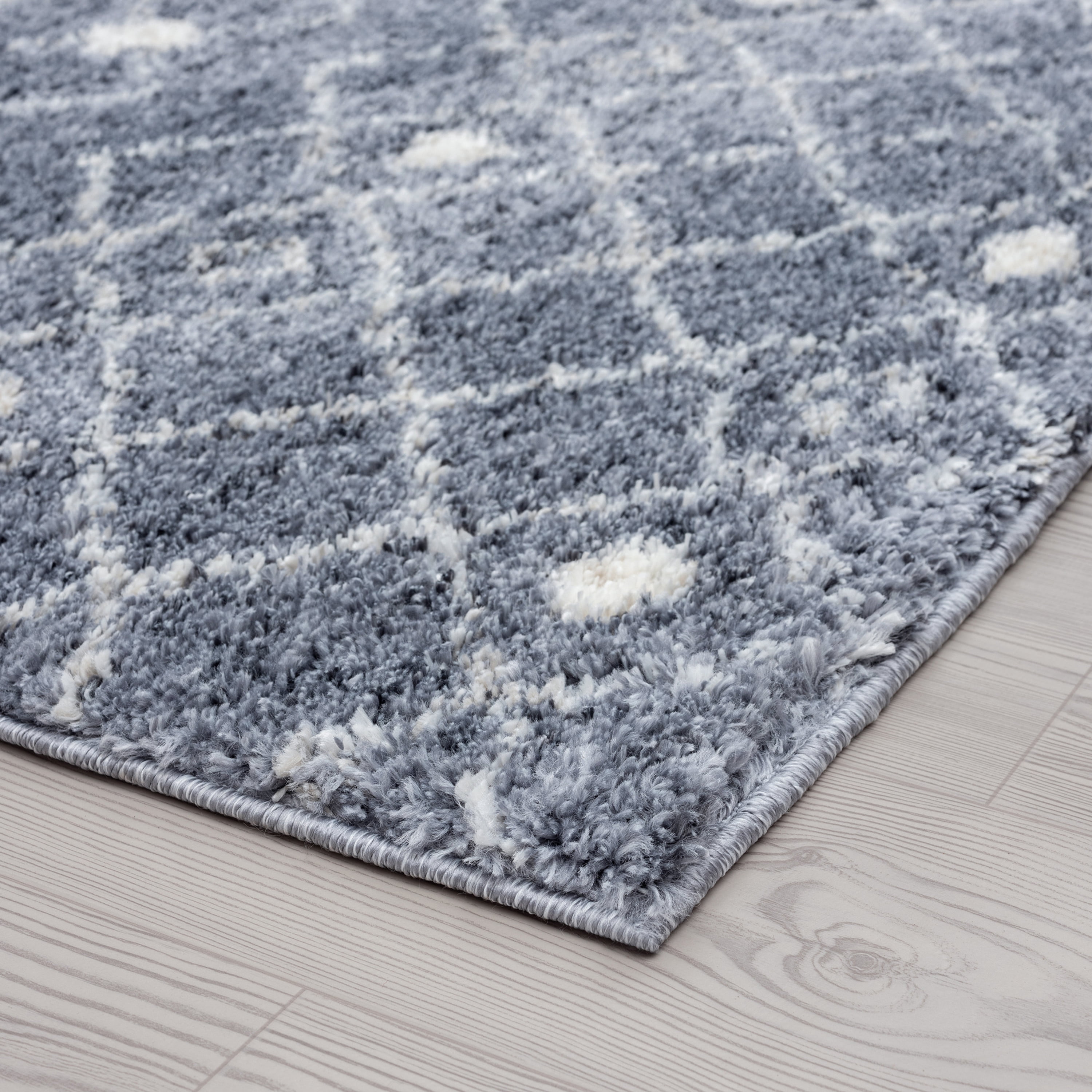 Shag 4x6 Area Rug Thick (3'11'' x 5'3'') Geometric Dark Gray, Cream Indoor Rectangle Easy to Clean