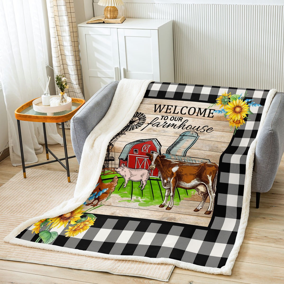 Farmhouse Animal Sherpa Blanket Sheep Sits On The Old Sofa Sherpa Fleece Throw Blanket Warm Soft Cozy Blanket Fuzzy Blanket Lightweight Plush 並行輸入 Farm Animal Plush Fleece Throw Blanket, Cow Throw Blanket, Cow