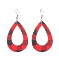 thumbnail image 1 of Pendientes de traje de cuero con copos de nieve navideños Pendientes de cuero con gotas de agua a cuadros rojos Joyas navideñas Opción de regalo versátil, 1 of 6