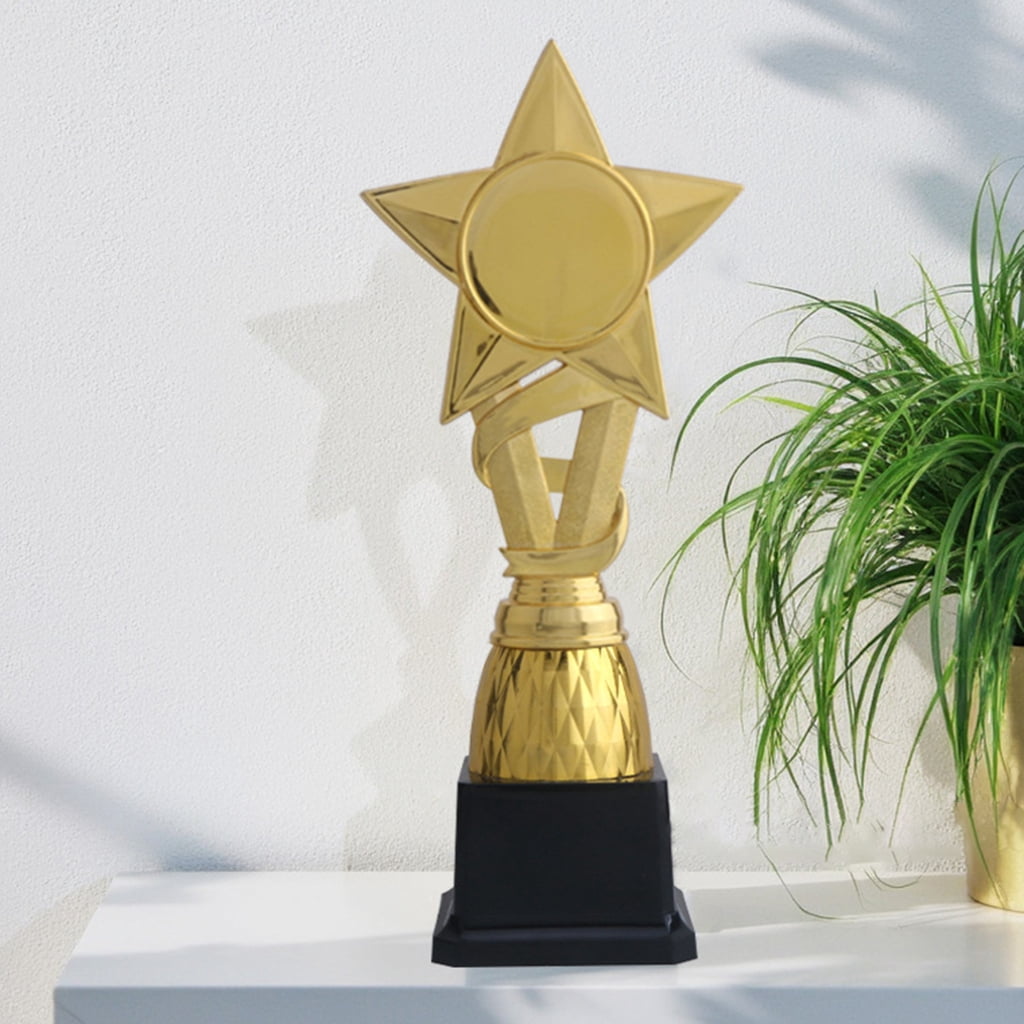 Small Media Large Golden Colored Star Trophies Light weight Star Award Trophies for Winners Of Team Sports