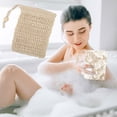 thumbnail image 1 of Fiudx Bolsa de Jabón Roja, Accesorio de Baño de Material Suave, Herramienta de Ducha de Espuma Rápida, Jabonera con Diseño Antideslizante, para Uso Doméstico y de Viaje, Esencial para Baño Diario, Ex, 1 of 6