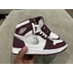 thumbnail image 1 of Size 8.5 - Jo r-dan 1 Retro High OG Bordeaux, 1 of 6