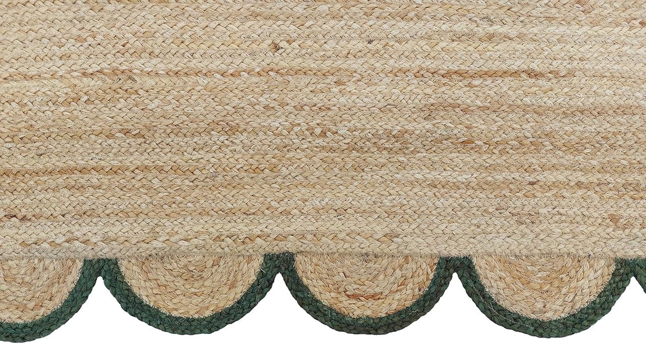 Scalloped Handwoven Natural Jute Area Rug, Green Trim, 2'x3'