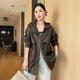 thumbnail image 3 of Chaqueta informal de piel auténtica de longitud media para mujer, abrigo de piel de oveja con capucha holgado vintage de alta gama de tendencia 2024, otoño e invierno, 3 of 5