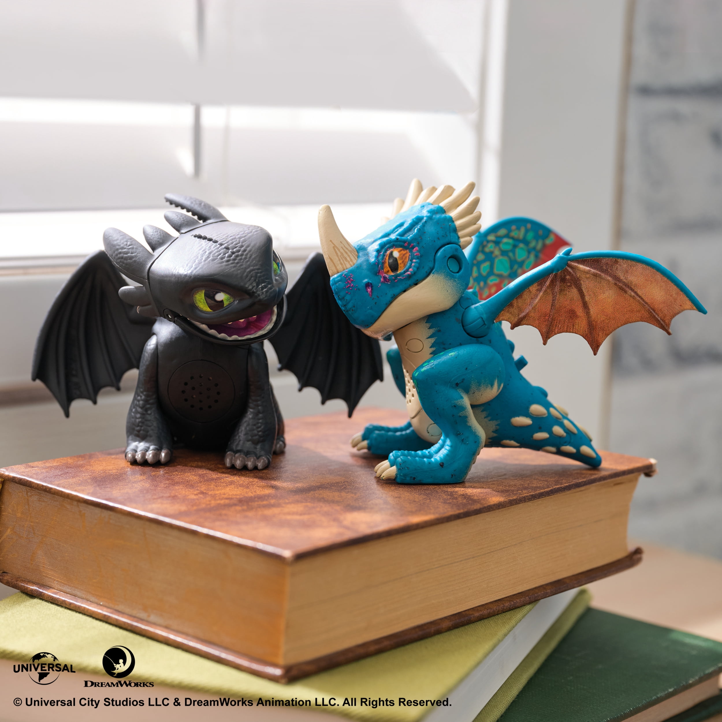 Dreamworks Dragons How to Train Your Dragon, Roaring Minis Deadly Nadder, Jouet dragon interactif avec 25 effets sonores, jouets pour filles et garçons à partir de 4 ans