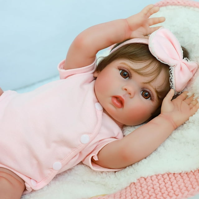 Muñeca Reborn SCOM Lifelike Lucy de 45 cm con ropa y acceso.