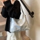 thumbnail image 2 of Bolso de mujer de gran capacidad, nuevo estilo de primavera 2025, informal, versátil, a la moda, para estudiantes, bolso de mano, mochila para desplazamientos, 2 of 5