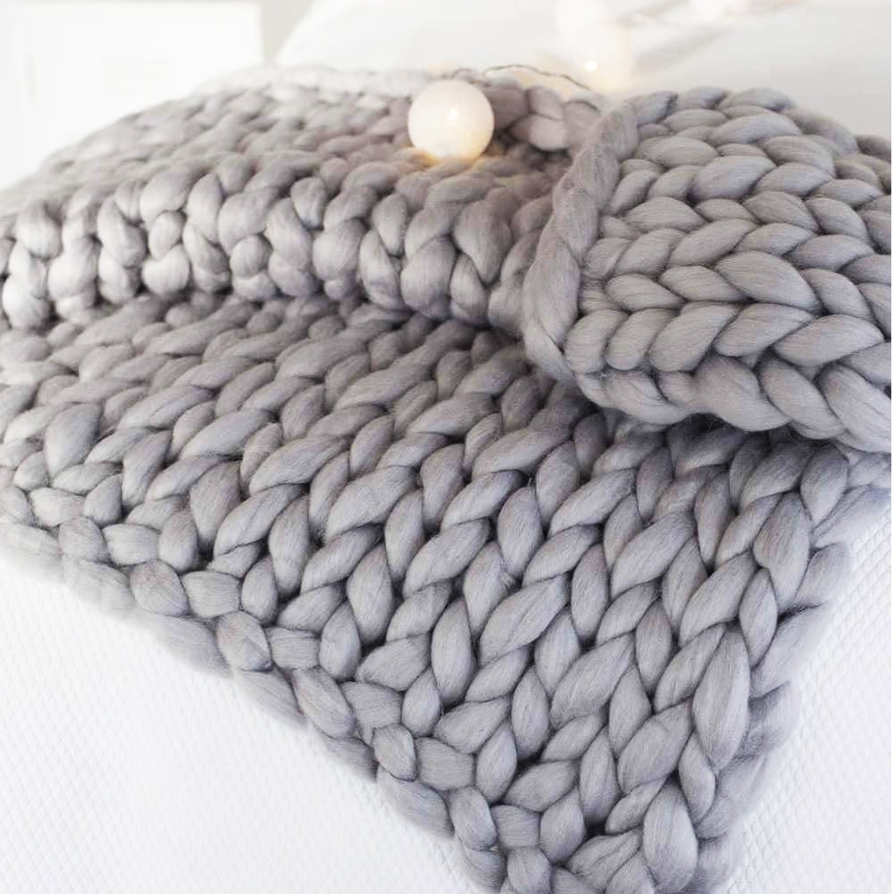 Manunclaims Knitted Weighted Blanket, Handmade Knitting Thick Yarn ...