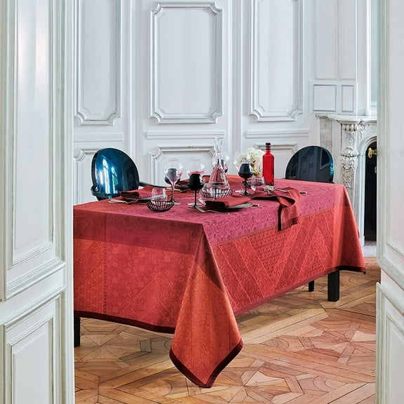 Garnier-Thiebaut Cassidy Berry Tablecloth 45"x45"