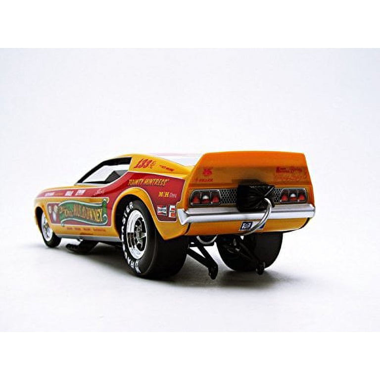 Autoworld AW1113 1972 Ford Mustang Shirley Cha Cha Muldowney Funny