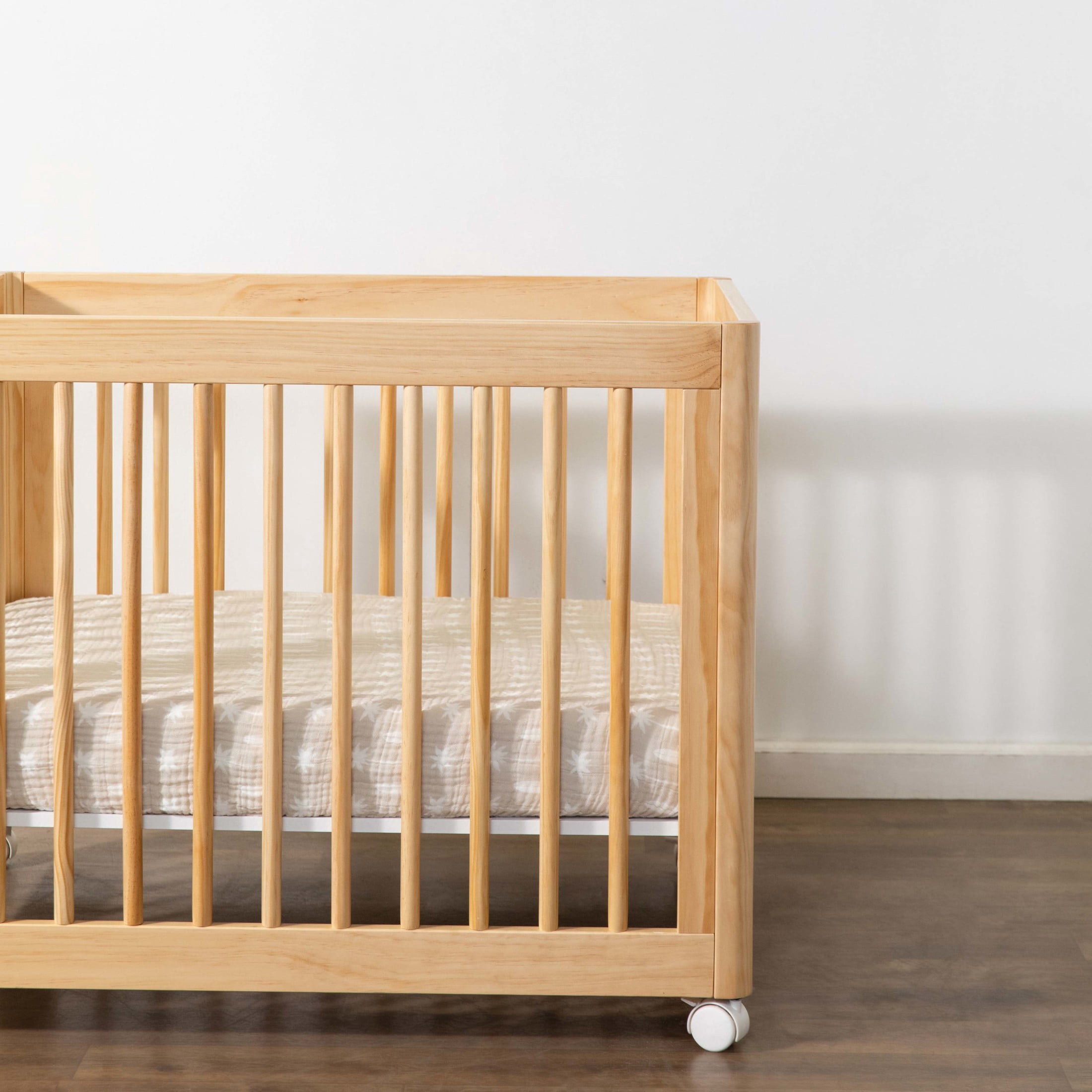 Babyletto All-Stages Midi Crib Sheet in GOTS Certified Organic Muslin Cotton