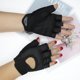 thumbnail image 1 of Guantes de malla para fitness, guantes deportivos para ciclismo al aire libre para mujer, guantes antiabrasión de medio dedo para montañismo para hombre, 1 of 5