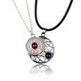 thumbnail image 1 of Te amo collar de costura magnética 100 idiomas colgante de proyección collar Sincero  Hogar, 1 of 1